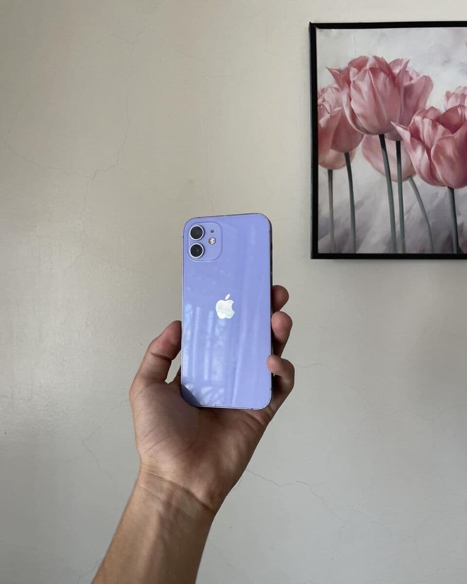 iPhone 12 64 Go occasion — photo 1